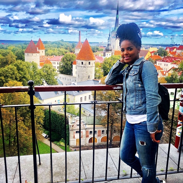 6E2B8975-9256-452D-9DA0-48FC281CF961